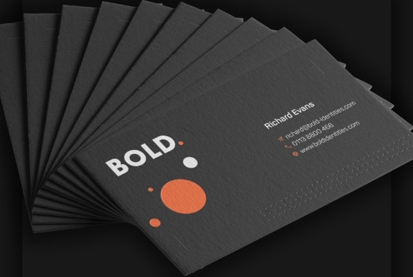 11 Innovative Business Card Design trends 2022:Use of Contrasting Colours